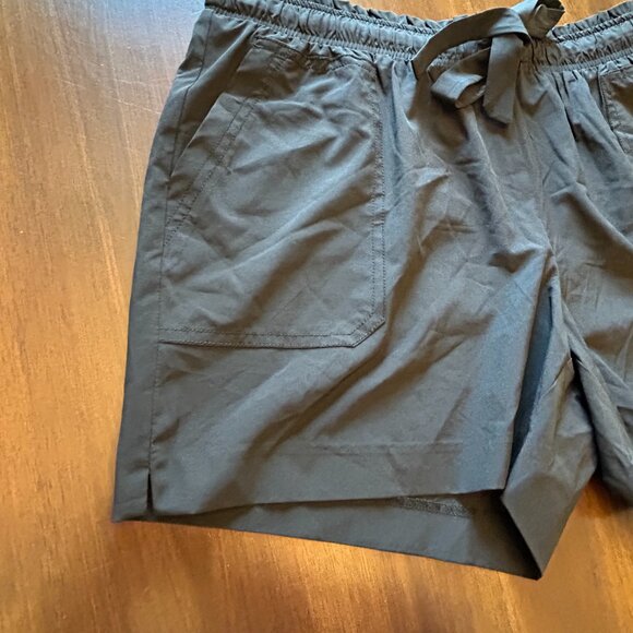 NWT Soho Apparel Women's Athletic Shorts Black Size Large - Picture 4 of 12